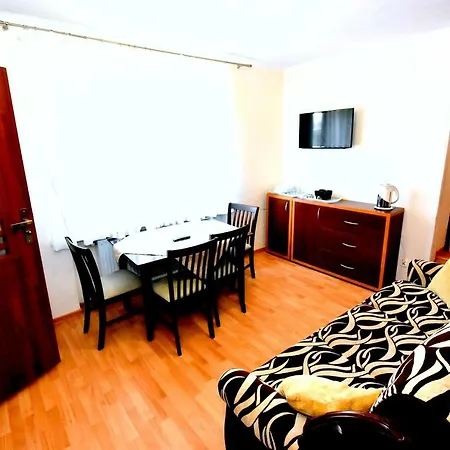 Δωμάτια σε οικογενειακή κατοικία Holiday Leba Łeba